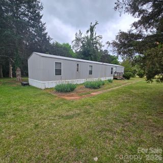 6067 Lake Wylie Road