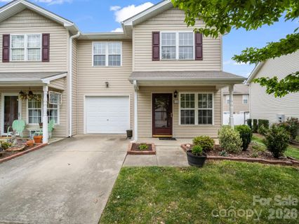 Homes in Stafford Hills, Fletcher