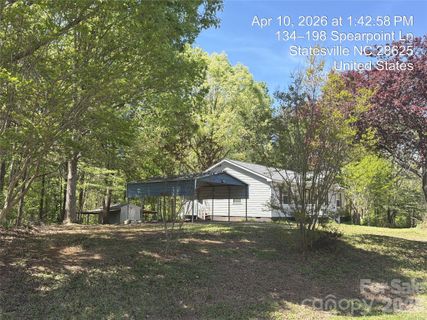 121 Spearpoint Lane pending home in Flint Ridge, Statesville, NC