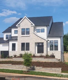 13633 Glennmayes Drive sold home in Coventry Glen, Huntersville, NC