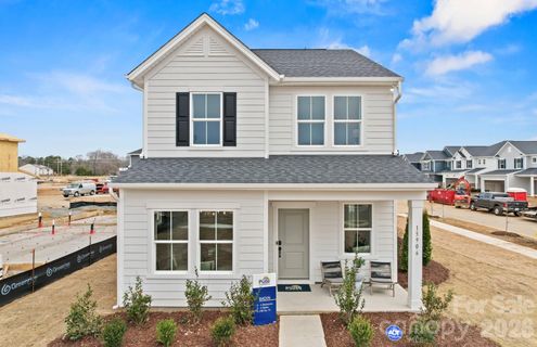 3632 Edisto Place active home in Riverstone, Monroe, NC