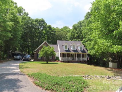 300 Tradewinds Lane active home in Hawkins Ridge, York, SC