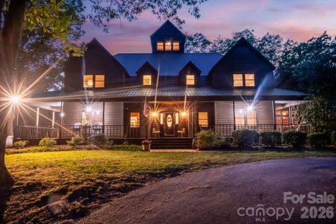 300 Cottonstone Lane