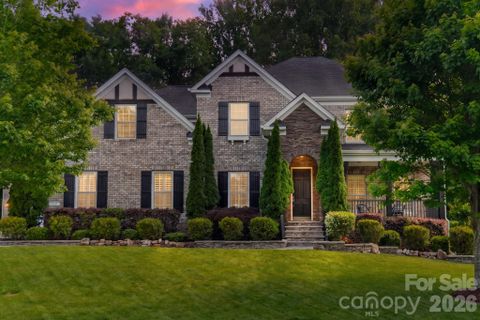 302 Tallow Tree Court sold home in Hollister, Waxhaw, NC