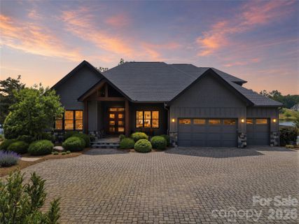 984 Mapleton Lane active home in Derbyshire, Columbus, NC