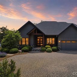 984 Mapleton Lane