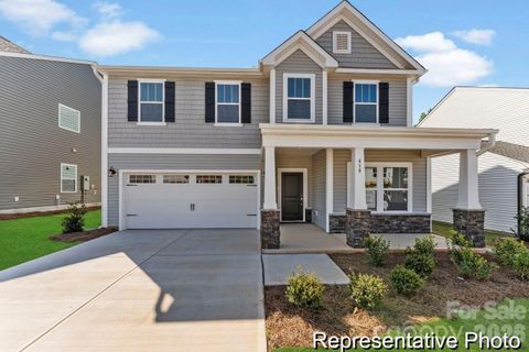 122 Peak View Road active home in Beaver Creek, Statesville, NC