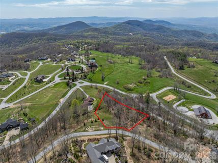 88 Autumn Ridge Lane active home in Grand Highlands At Bearwallow, Hendersonville, NC