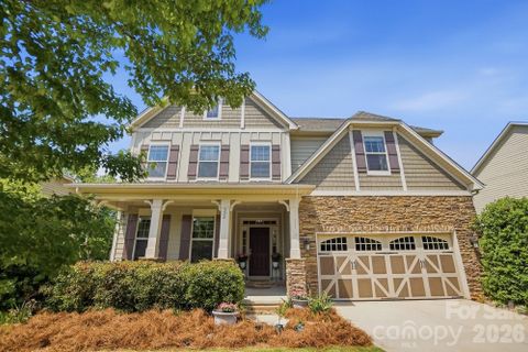 522 Iron Horse Lane active home in Cedarvale Farms, Midland, NC
