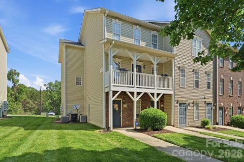 Homes in Station 115, Mooresville