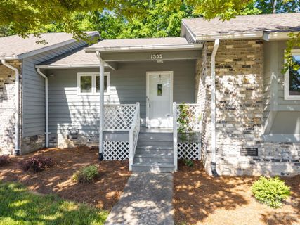 1305 Wellington Hills Circle