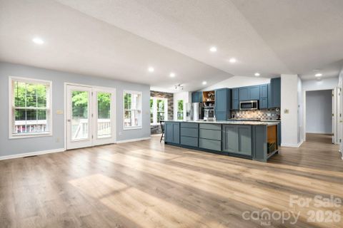 1011 Cambridge Court