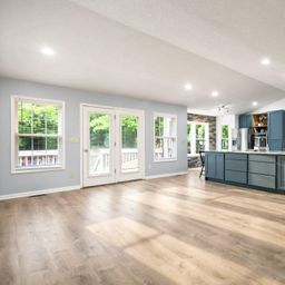 1011 Cambridge Court
