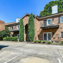 1014 Queens Road