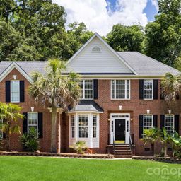 6520 Hollow Oak Drive