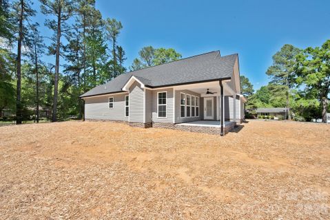 586 Wilhelm Place