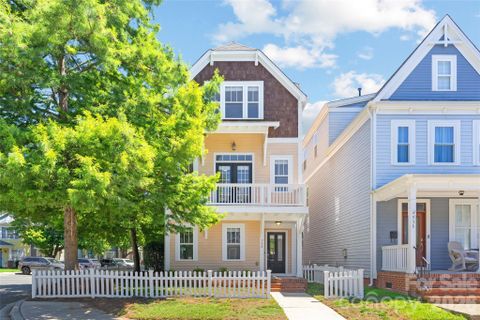 540 Dubois Court