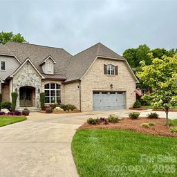 4025 Foxes Trail