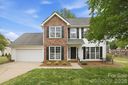8106 Castlemaine Drive sold home in Matthews, SC