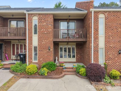 462 Camrose Circle