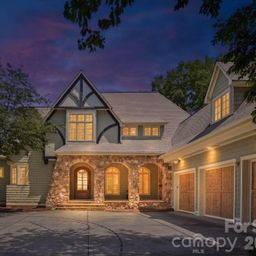 3900 Channel Pointe Lane
