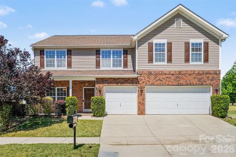 3003 Cornflower Lane pending home in Crismark, Indian Trail, NC