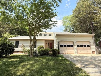 11718 Rimrock Canyon Drive pending home in Park Ridge, Charlotte, NC