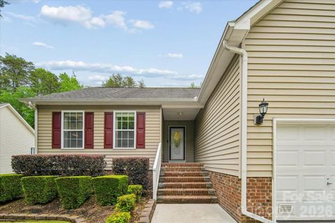 1120 Warpers Lane sold home in Avery Lake, Fort Mill, SC