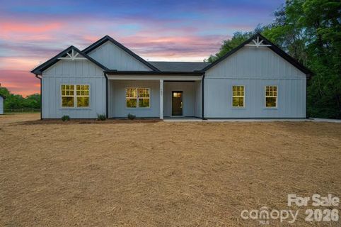 1355 Zeb Haynes Road