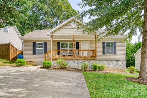 136 Newberry Drive sold home in Addison Creek, Fletcher, NC