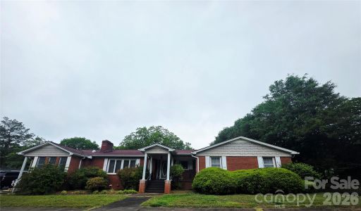 216 Country Club Road