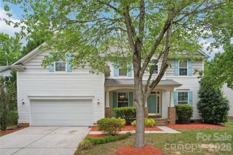 15108 Bridle Trace Lane pending home in Bridlestone, Pineville, NC
