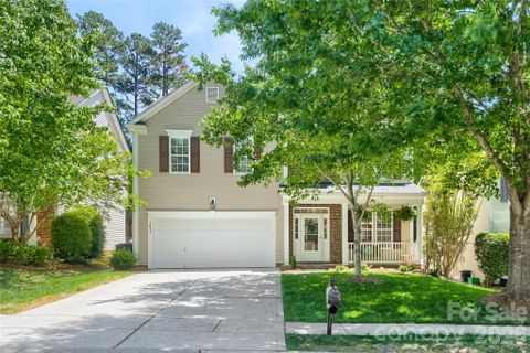 1621 Wilburn Park Lane pending home in Highland Creek, Charlotte, NC