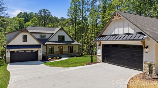 A home in The Summit At Lake Norman, Catawba