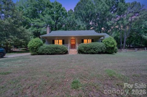 7615 Alexander Road sold home in Country Roads, Charlotte, NC