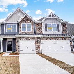 4371 Black Court