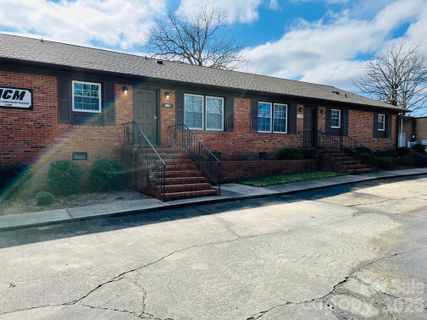 110 120 Liberty Lane