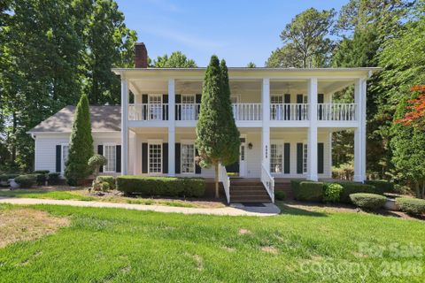 7000 Hollow Oak Drive active home in Farmwood East, Mint Hill, NC