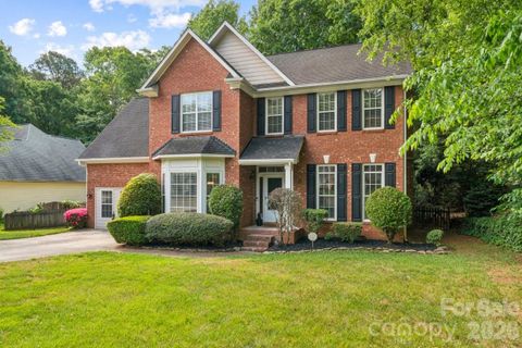 Homes in The Heathers, Matthews