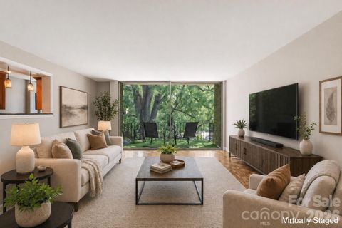 1300 Queens Road