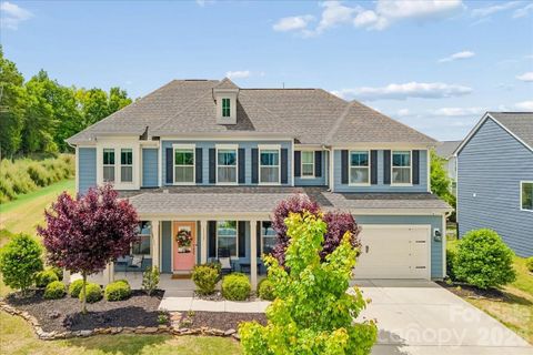 1135 Weir Court pending home in Masons Bend, Fort Mill, SC