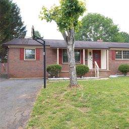 100 Woodward Avenue