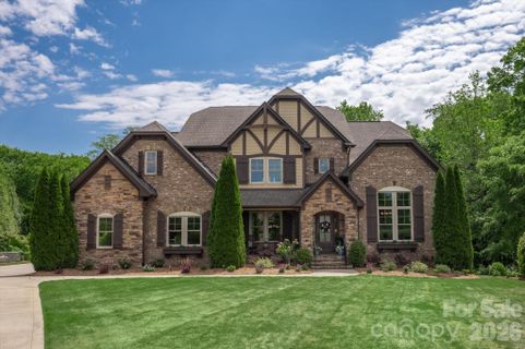 9004 Sunday Silence Drive sold home in Providence Downs, Waxhaw, NC