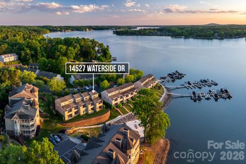 14527 Waterside Drive sold home in The Yachtsman, Charlotte, NC