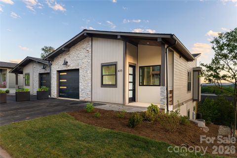 610 Storybook Villas Trail active home in Reynolds Mountain Villas, Asheville, NC