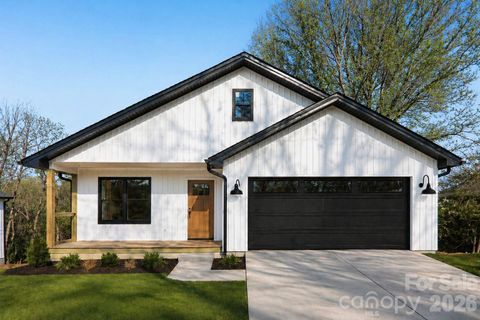 124 N Main Street