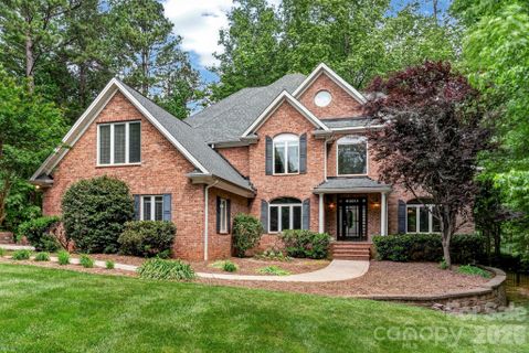 20001 Callaway Hills Lane pending home in Runneymede, Davidson, NC