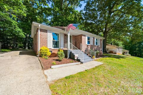 1312 County Home Road sold home in Lyle Haven, Conover, NC