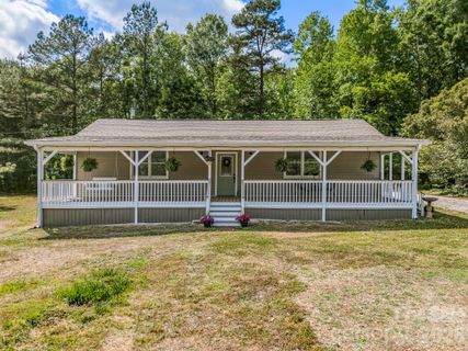 10718 Lancaster Highway