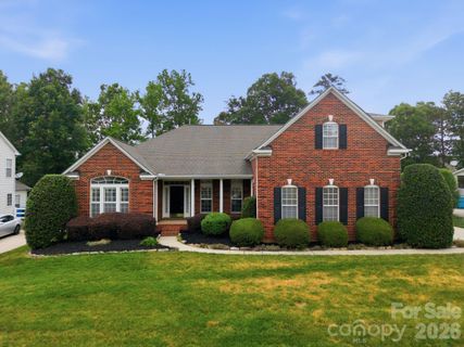 1113 Butterburr Drive sold home in Chestnut, Matthews, NC